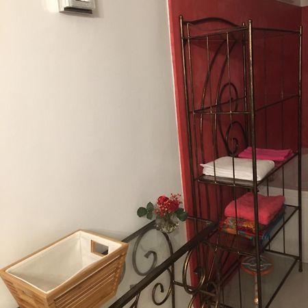 La Mariposa Bed & Breakfast Le Robert Luaran gambar