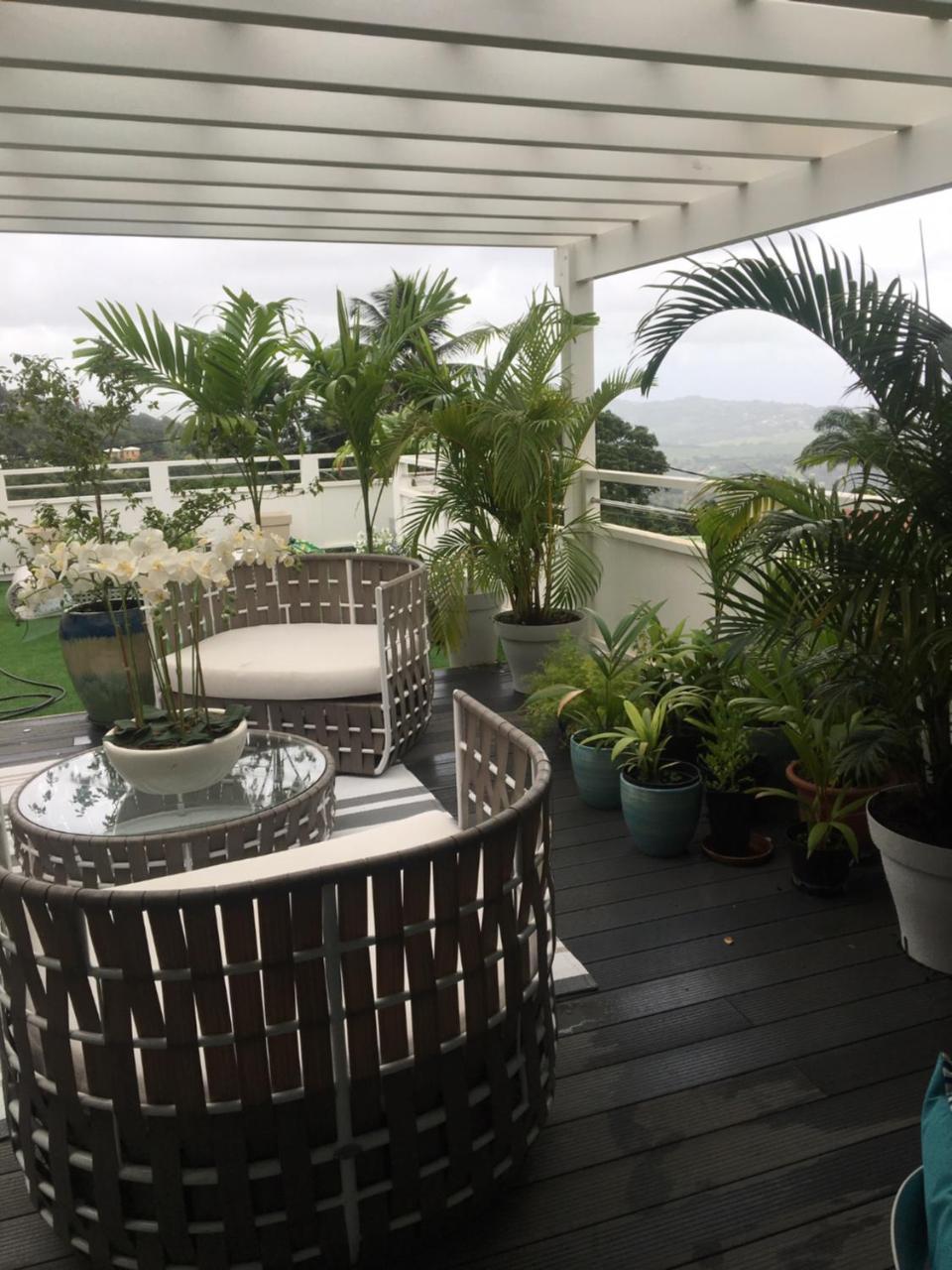 La Mariposa Bed & Breakfast Le Robert Luaran gambar